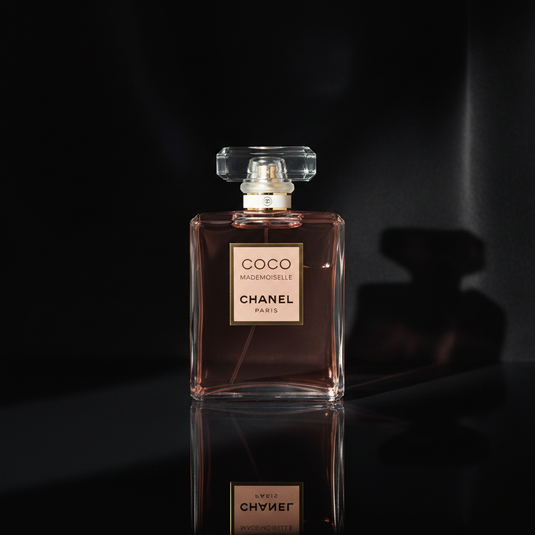 Chanel Coco Mademoiselle - Cinematic Studio Shot