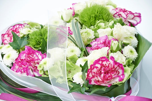 bouquet of pink and white flowers